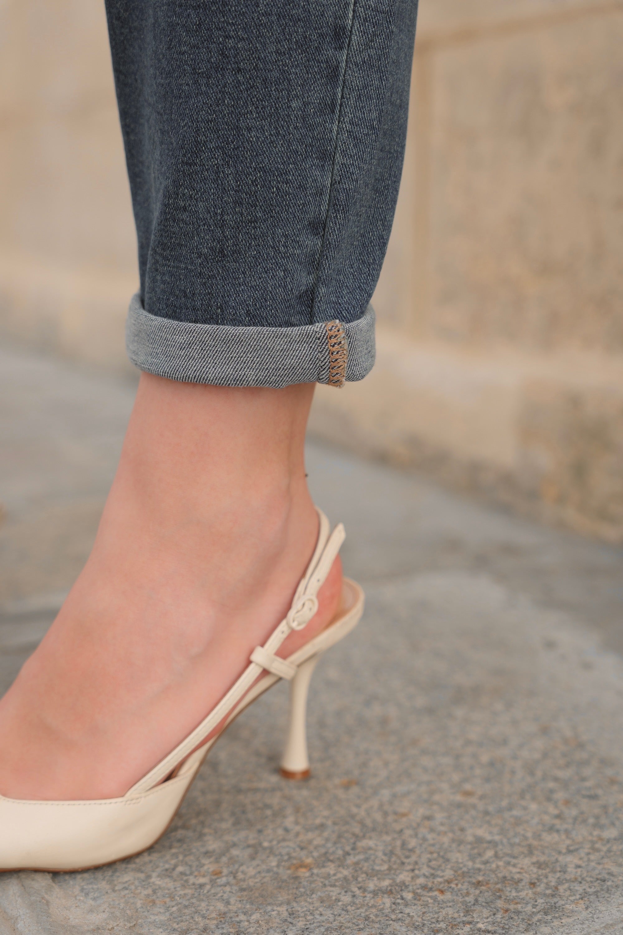 Louna Mom Jeans - Washed Blue