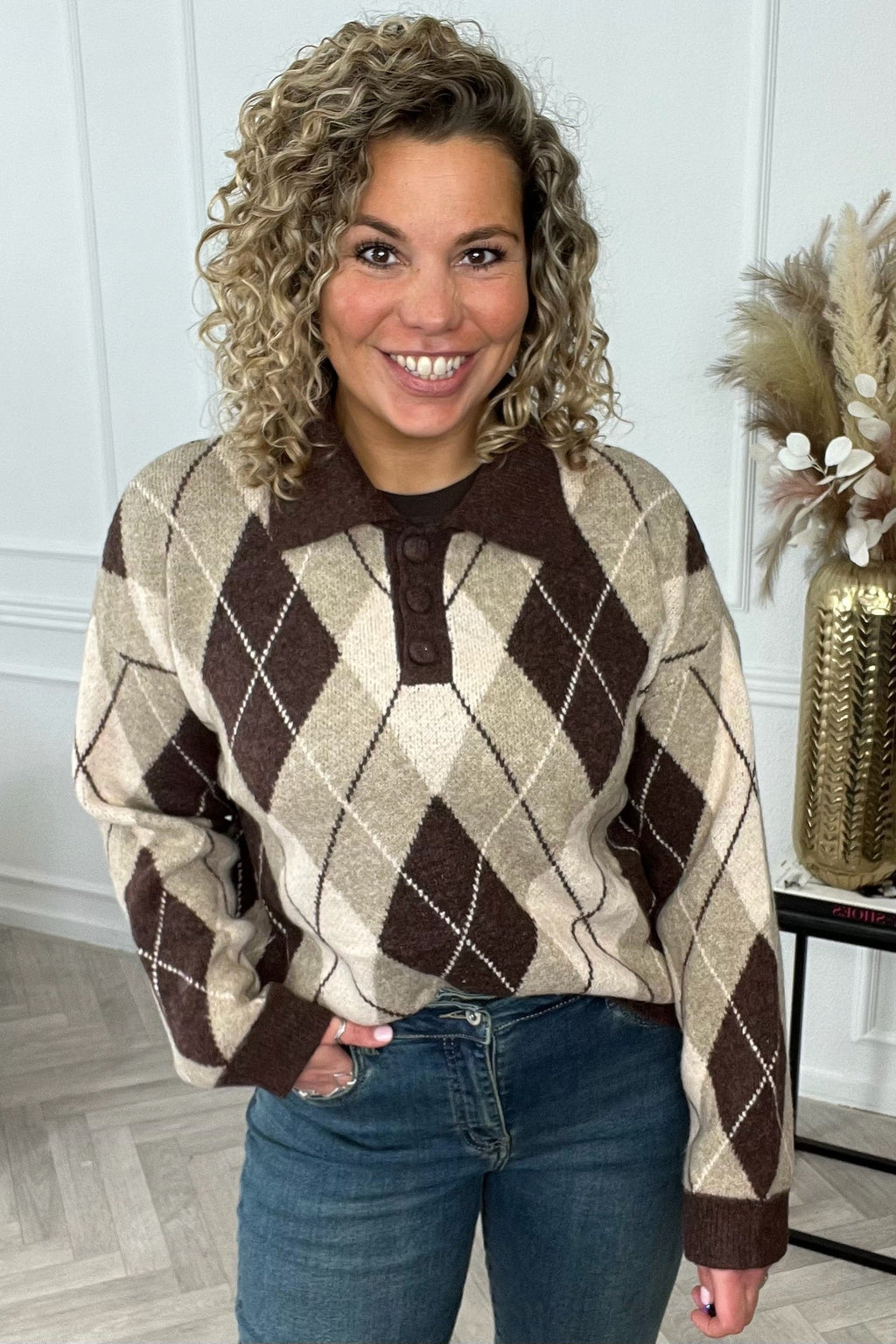 Elyse Checkered Sweater - Brown