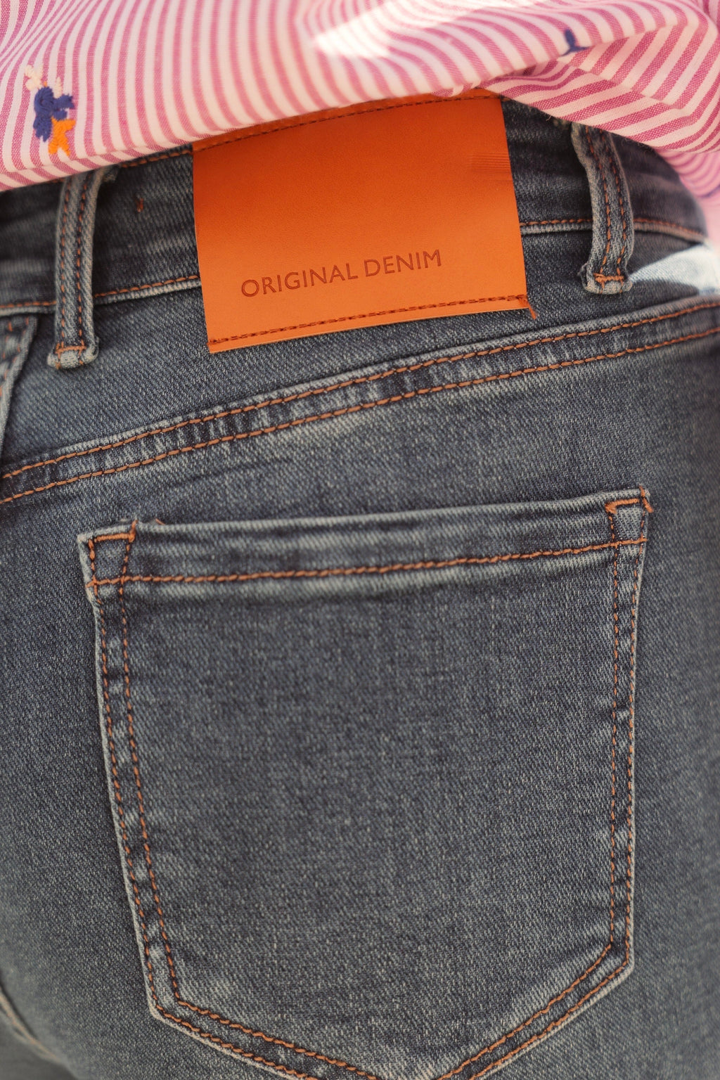 Louna Mom Jeans - Washed Blue