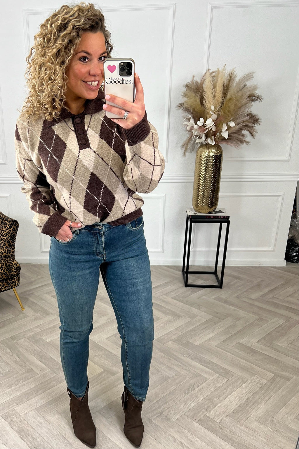 Elyse Checkered Sweater - Brown