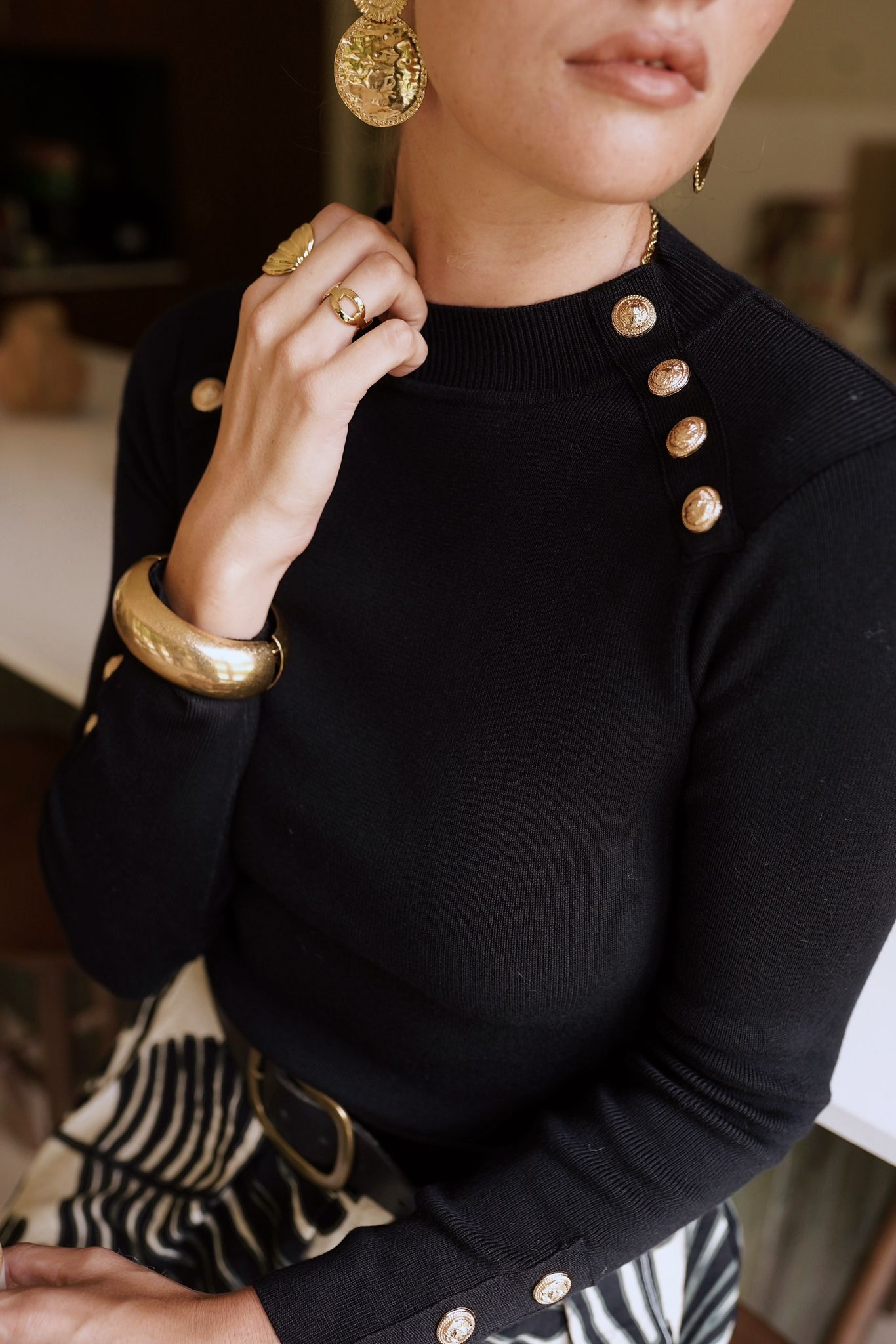 Laure Button Coll Sweater - Black